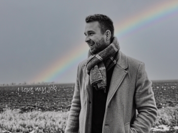 Profesionálny realitný maklér Štefan Szikela